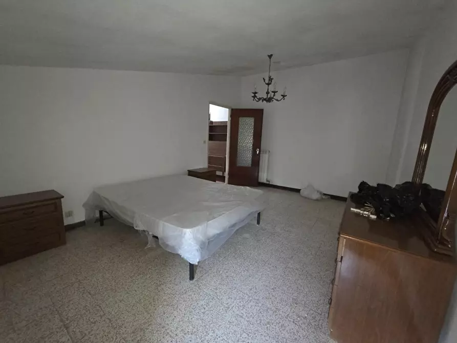 Immagine 7 di Mansarda in vendita  a Lucca