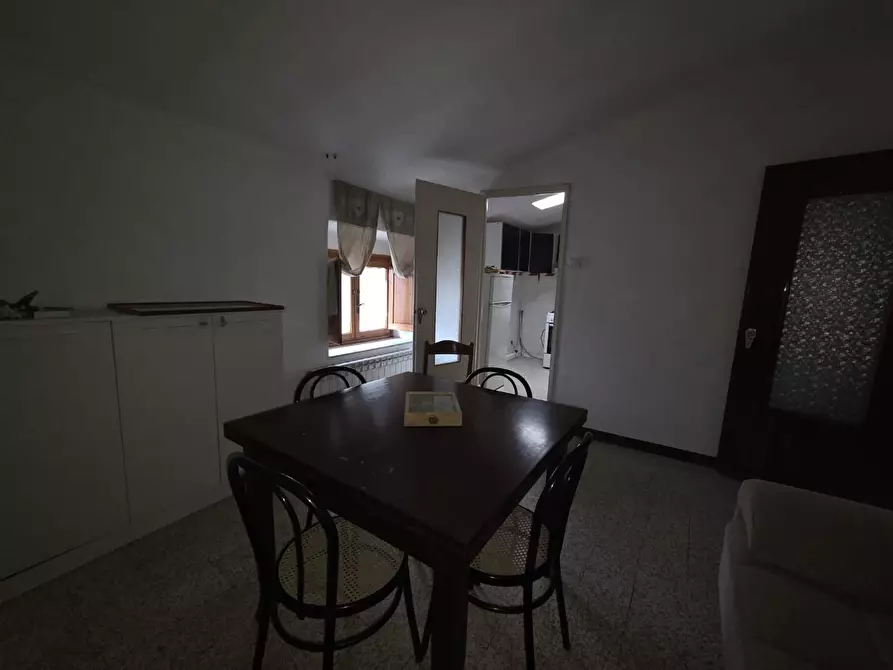 Immagine 23 di Mansarda in vendita  a Lucca