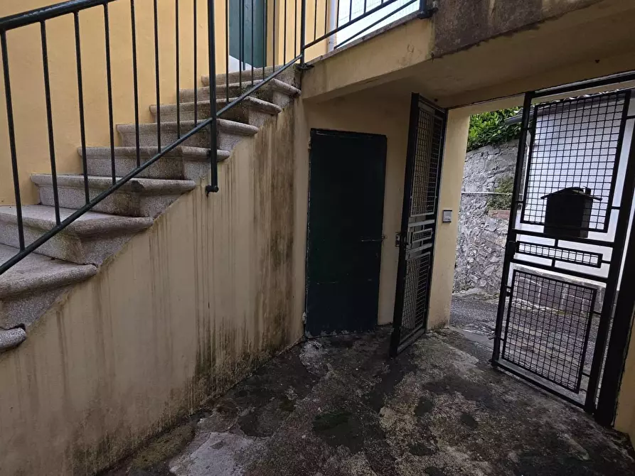 Immagine 21 di Mansarda in vendita  a Lucca