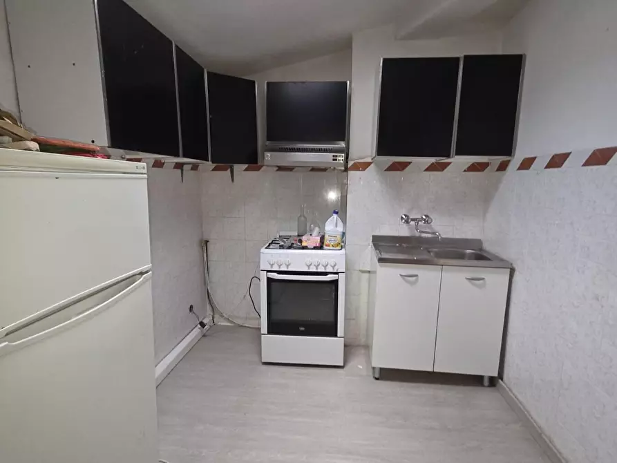 Immagine 12 di Mansarda in vendita  a Lucca