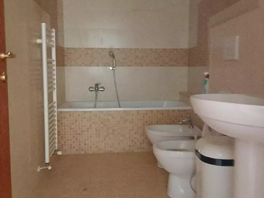 Immagine 10 di Appartamento in vendita  a Empoli