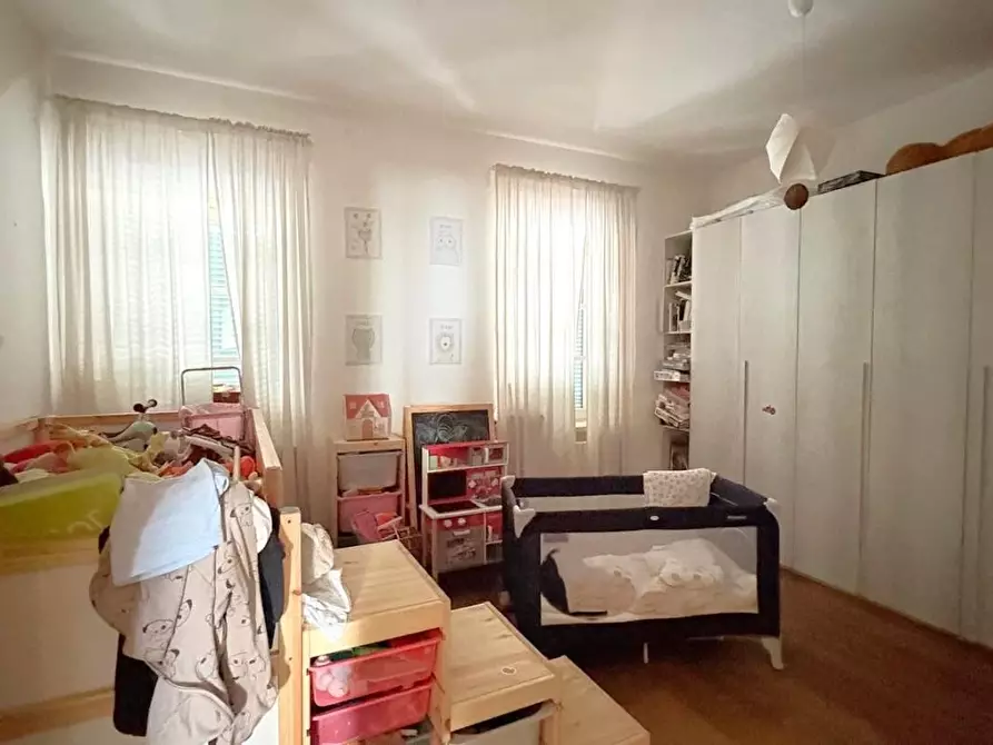 Immagine 20 di Appartamento in vendita  a Lucca