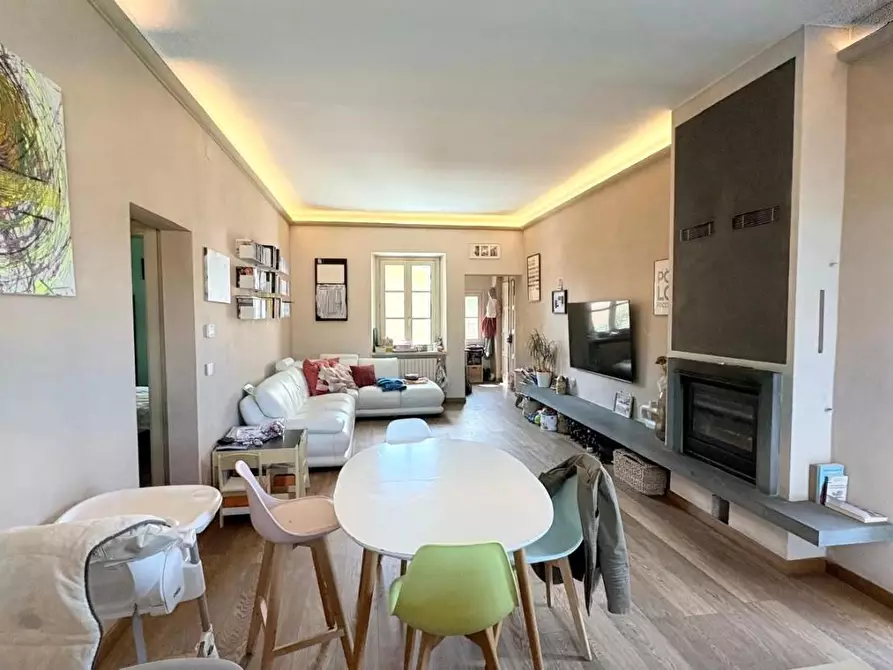 Immagine 8 di Appartamento in vendita  a Lucca