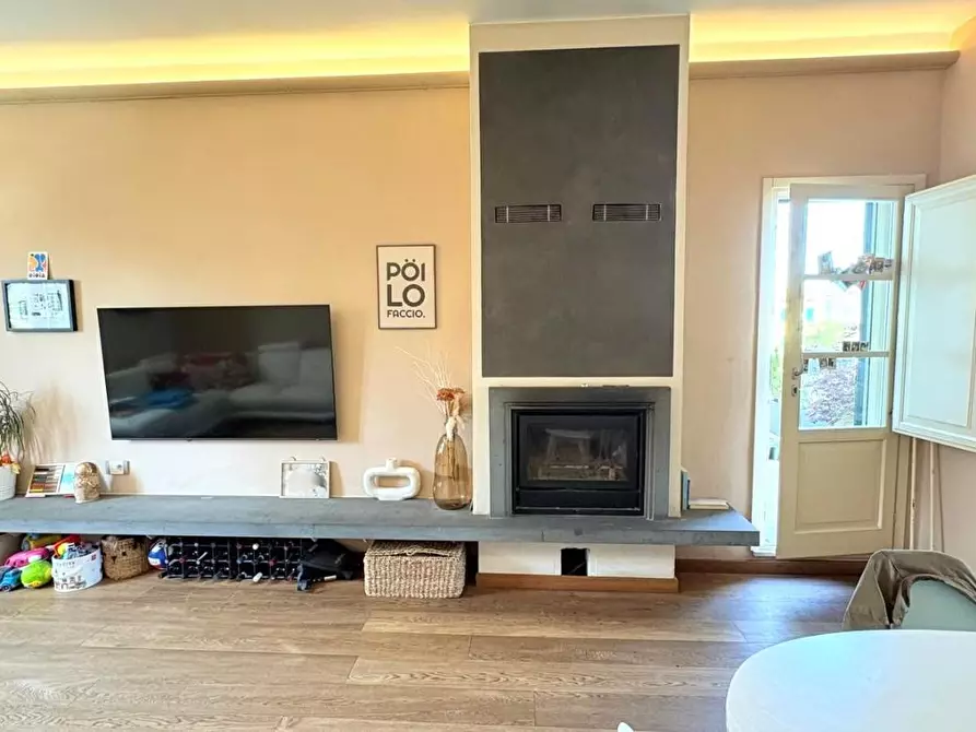 Immagine 3 di Appartamento in vendita  a Lucca