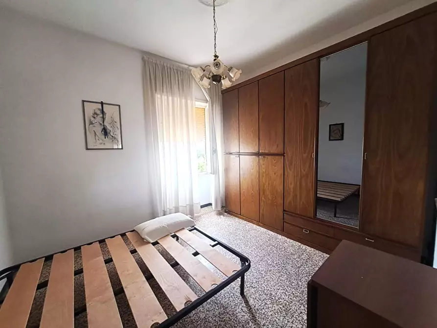 Immagine 10 di Appartamento in vendita  a Massa