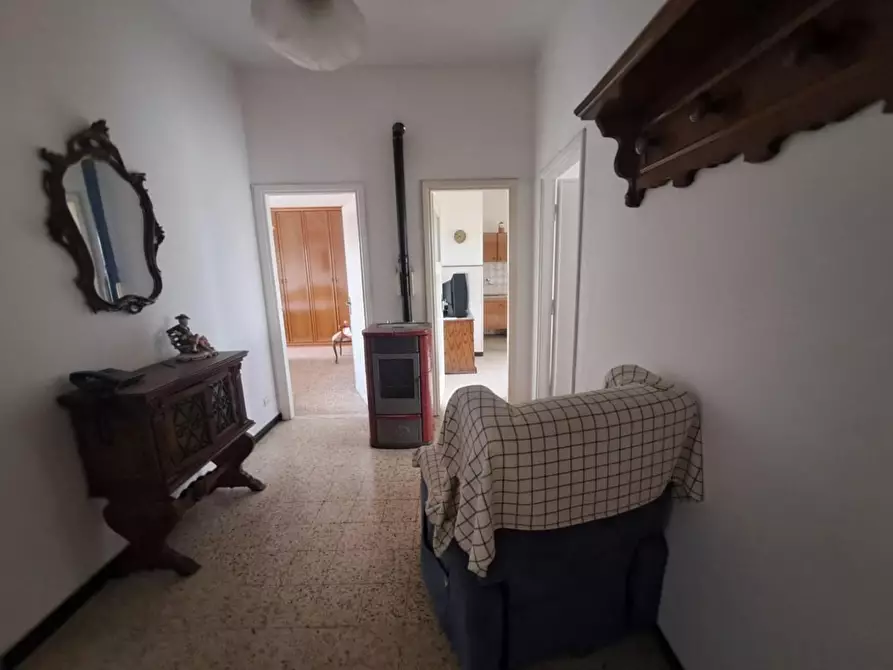 Immagine 6 di Appartamento in vendita  a Massa