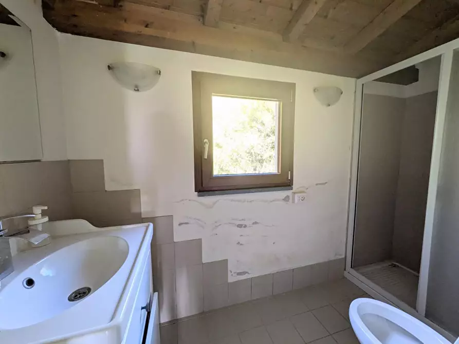 Immagine 11 di Casa indipendente in vendita  a Barga