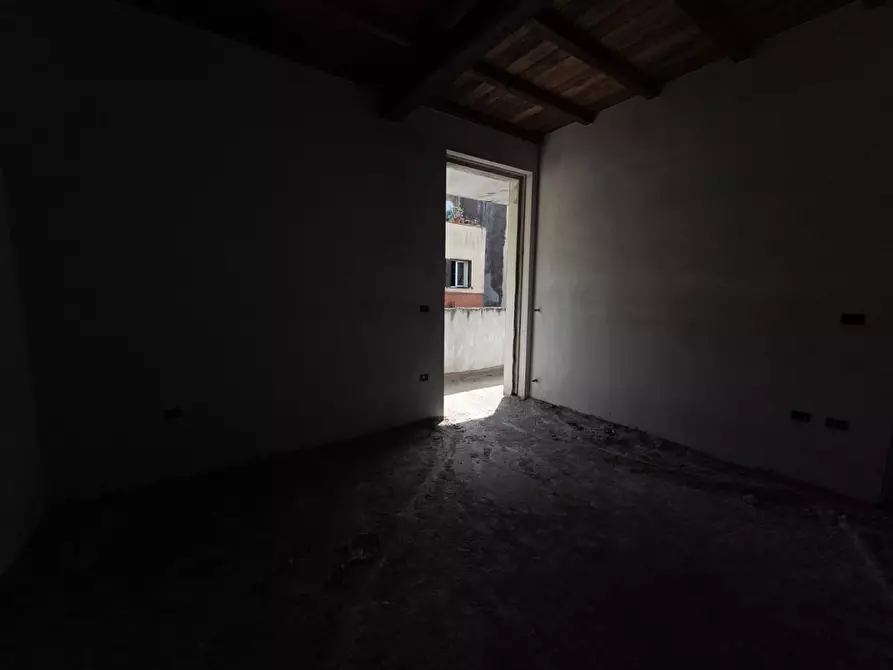 Immagine 18 di Casa semindipendente in vendita  a Lucca
