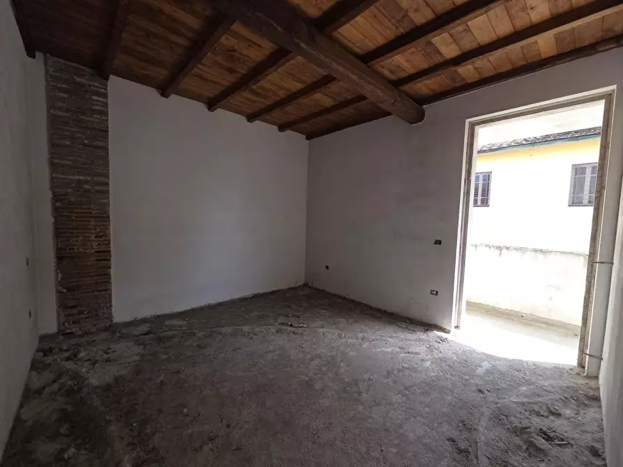 Immagine 19 di Casa semindipendente in vendita  a Lucca