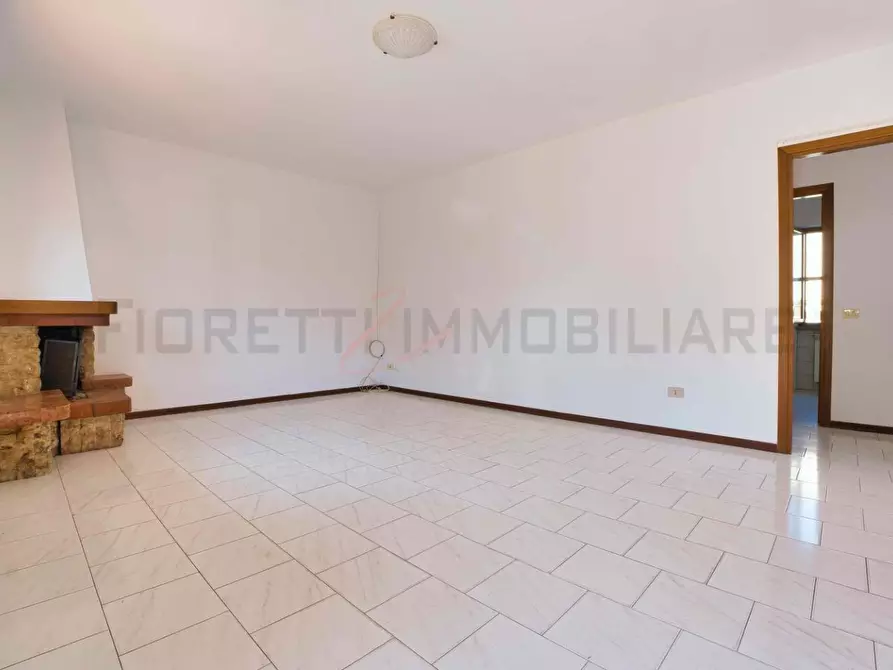 Immagine 4 di Appartamento in vendita  a Piombino