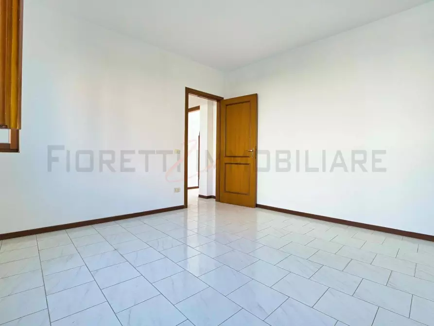 Immagine 17 di Appartamento in vendita  a Piombino