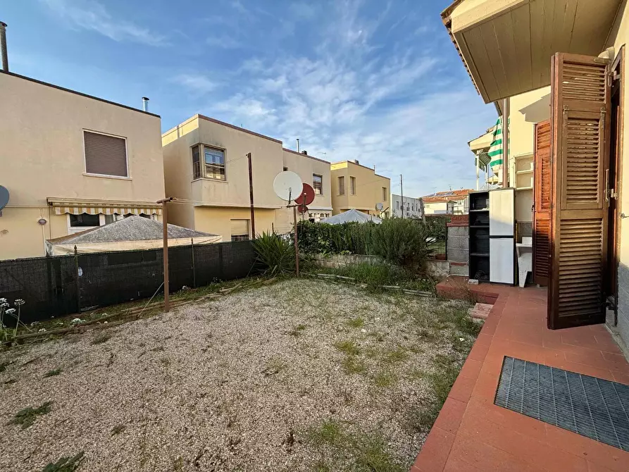 Immagine 30 di Appartamento in vendita  a Piombino