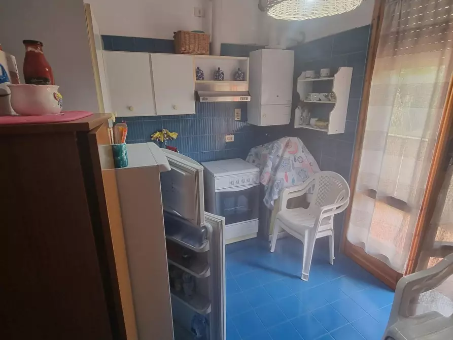 Immagine 5 di Appartamento in vendita  a Massa