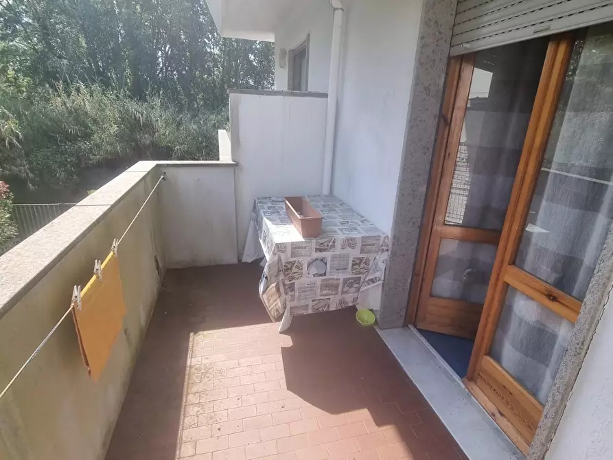 Immagine 7 di Appartamento in vendita  a Massa