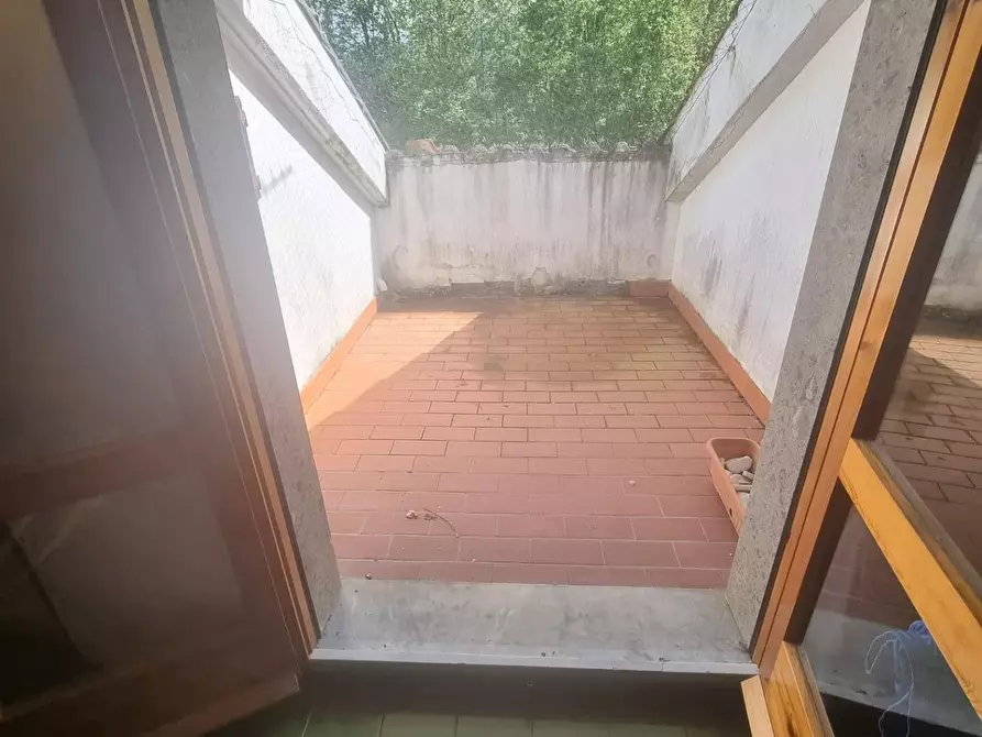 Immagine 10 di Appartamento in vendita  a Massa