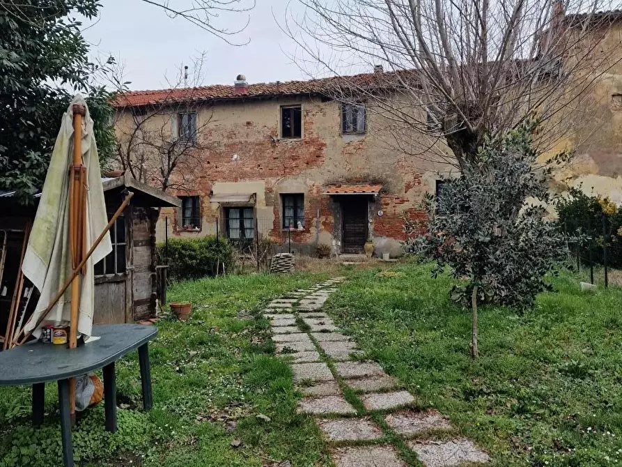 Immagine 42 di Casa colonica in vendita  a Fauglia