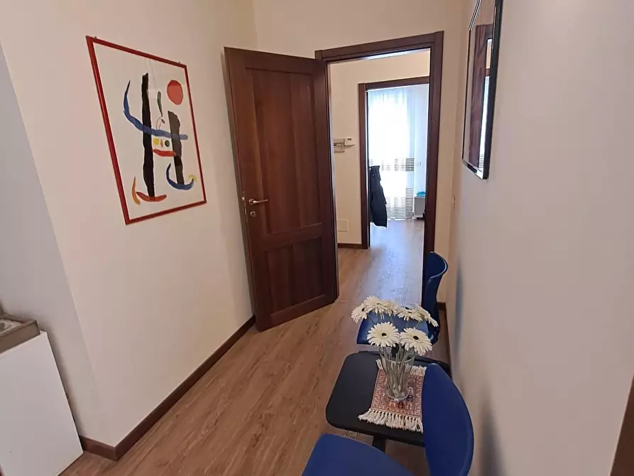 Immagine 5 di Ufficio in affitto  a Empoli