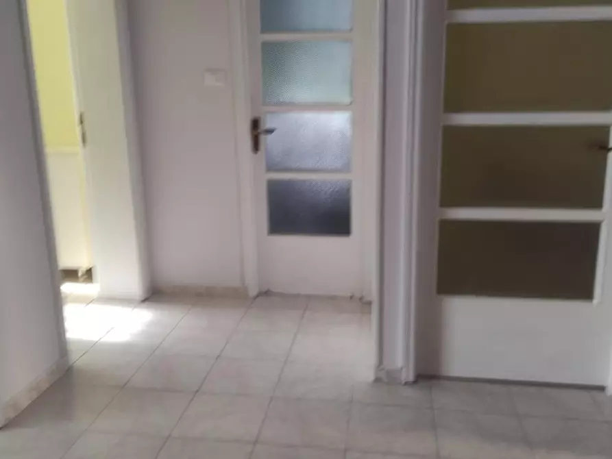 Immagine 2 di Appartamento in vendita  a Livorno