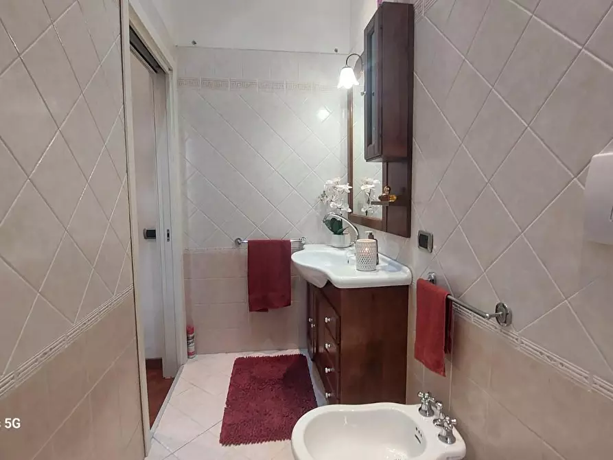 Immagine 25 di Appartamento in vendita  a Livorno