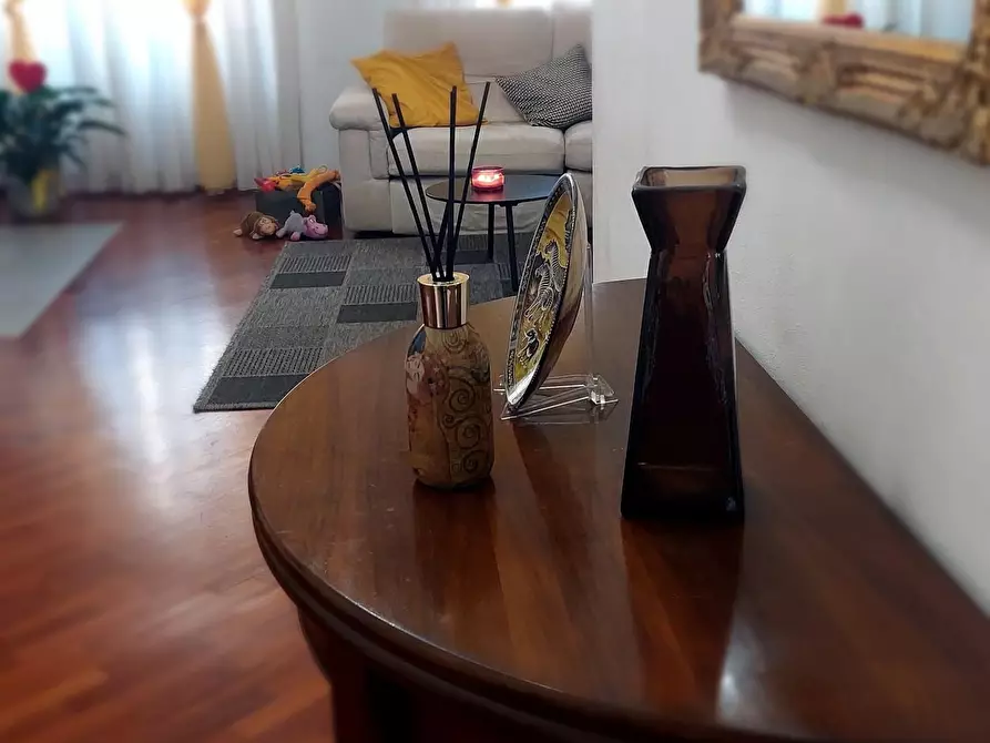 Immagine 16 di Appartamento in vendita  a Livorno