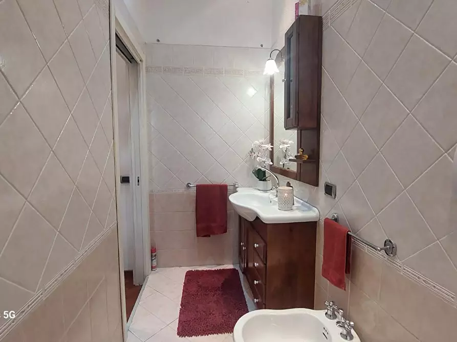 Immagine 23 di Appartamento in vendita  a Livorno