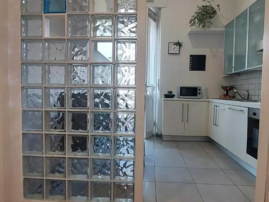 Immagine 27 di Appartamento in vendita  a Livorno