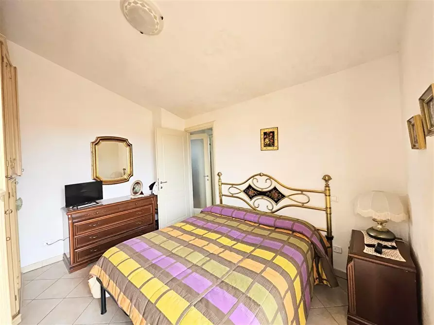 Immagine 22 di Appartamento in vendita  a Massa