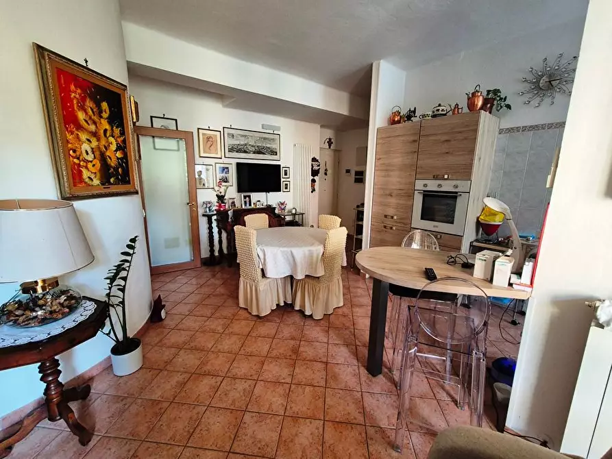 Immagine 5 di Appartamento in vendita  a Siena