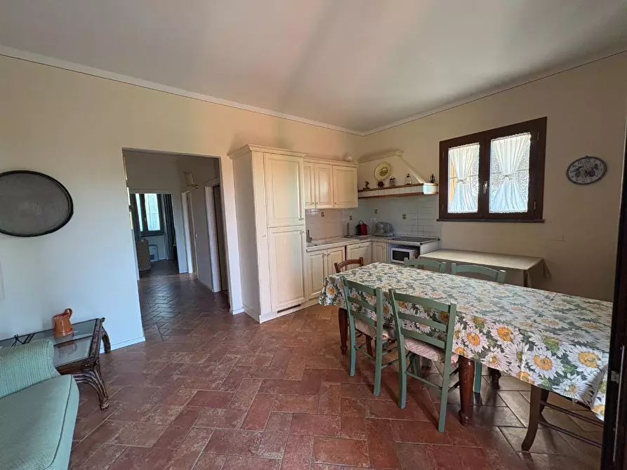 Immagine 17 di Villa in vendita  a Castelfiorentino