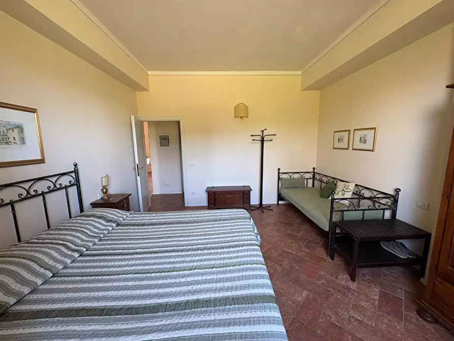 Immagine 38 di Villa in vendita  a Castelfiorentino