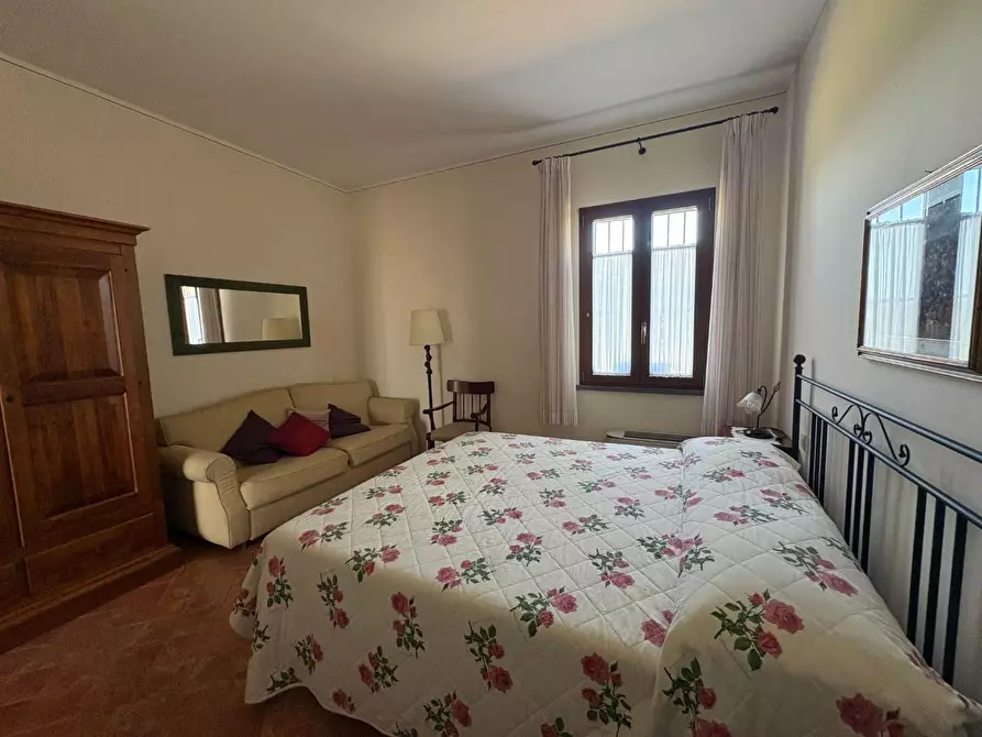 Immagine 53 di Villa in vendita  a Castelfiorentino