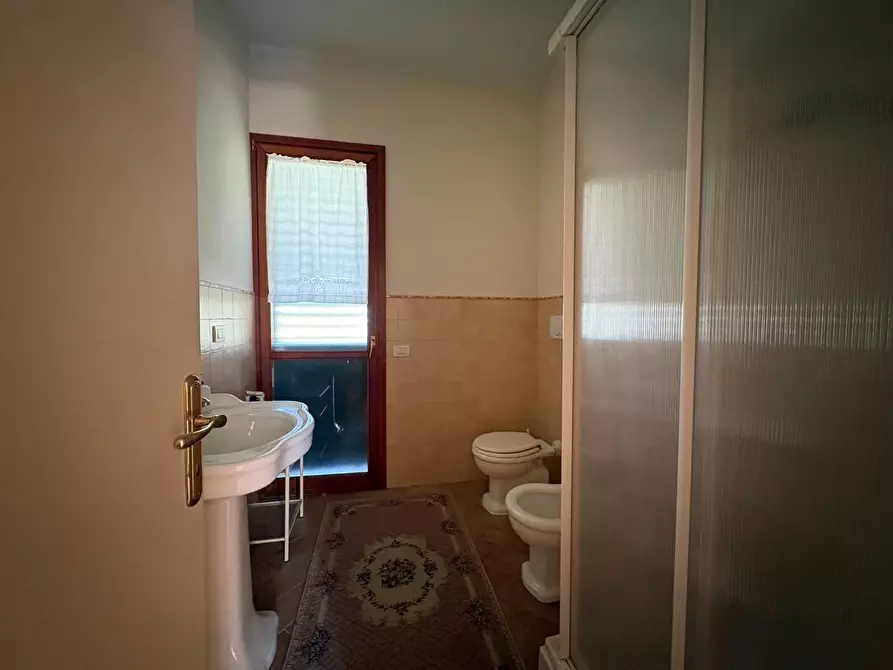 Immagine 27 di Villa in vendita  a Castelfiorentino