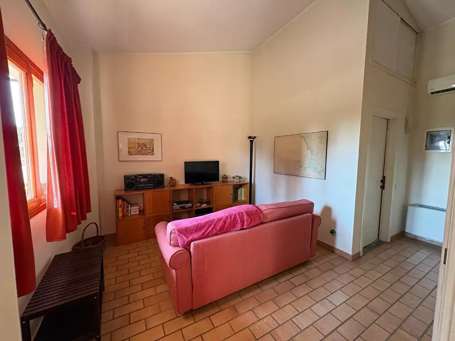 Immagine 12 di Villa in vendita  a Castelfiorentino