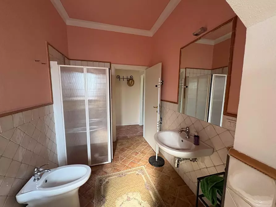 Immagine 43 di Villa in vendita  a Castelfiorentino