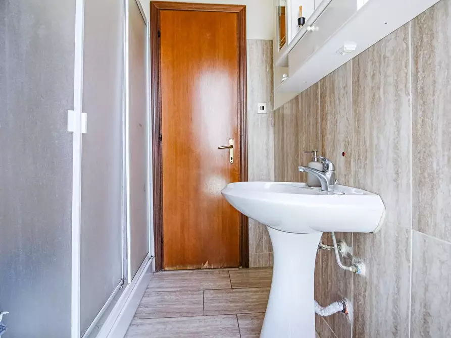 Immagine 22 di Appartamento in vendita  a Pisa