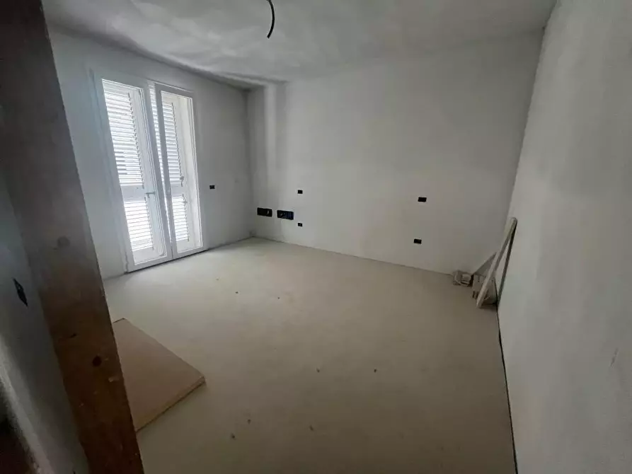 Immagine 5 di Villetta a schiera in vendita  a Pontedera