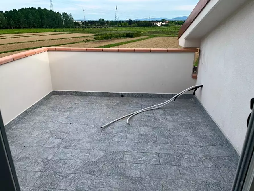 Immagine 16 di Villetta a schiera in vendita  a Pontedera