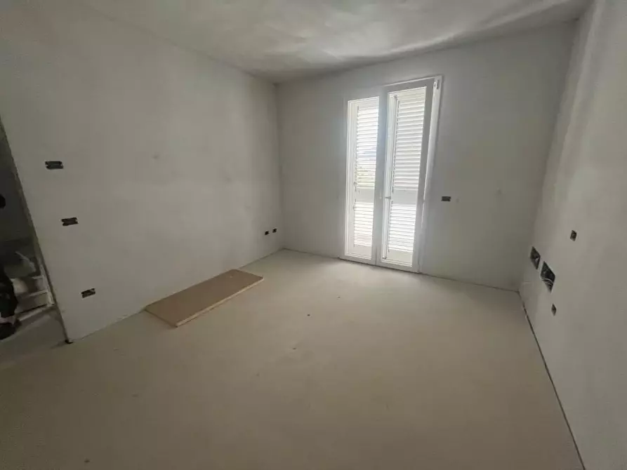 Immagine 6 di Villetta a schiera in vendita  a Pontedera