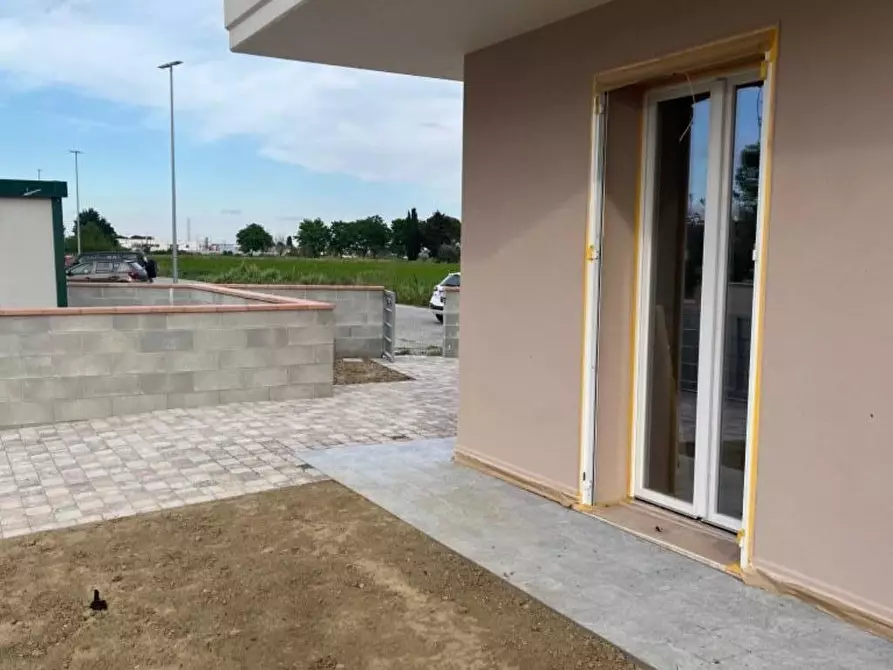 Immagine 39 di Villetta a schiera in vendita  a Pontedera