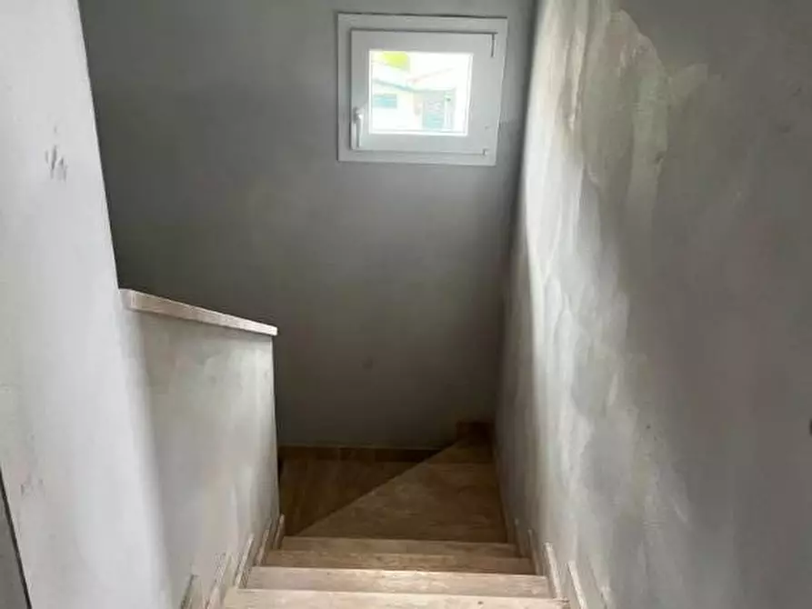 Immagine 10 di Villetta a schiera in vendita  a Pontedera