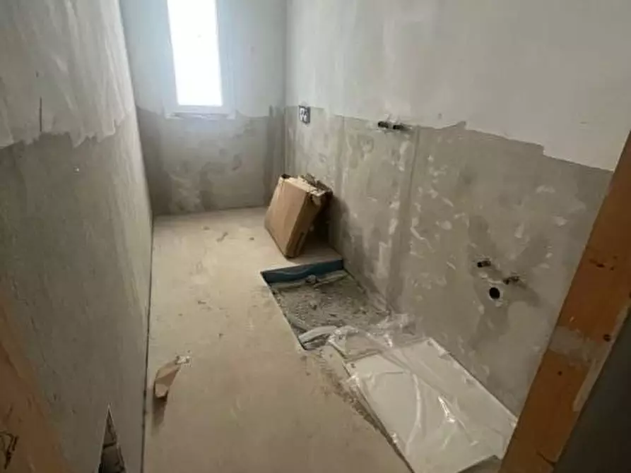 Immagine 31 di Villetta a schiera in vendita  a Pontedera