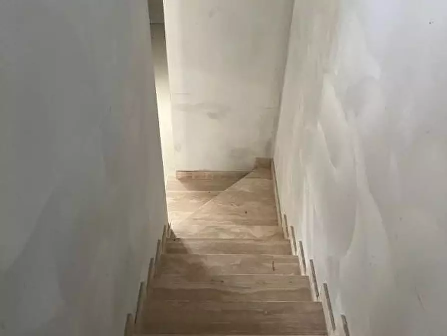 Immagine 23 di Villetta a schiera in vendita  a Pontedera