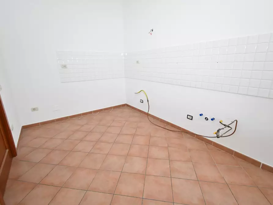 Immagine 12 di Appartamento in vendita  a Pisa