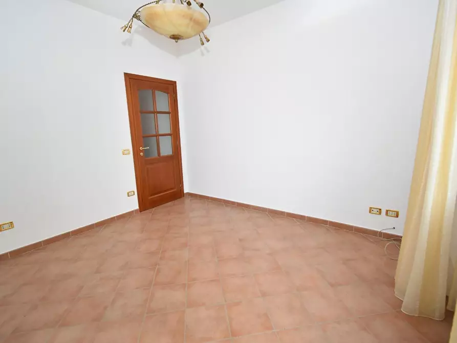 Immagine 18 di Appartamento in vendita  a Pisa