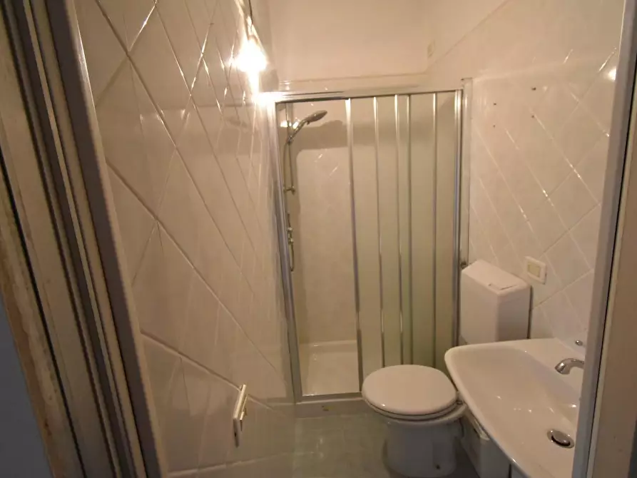 Immagine 40 di Appartamento in vendita  a Pisa