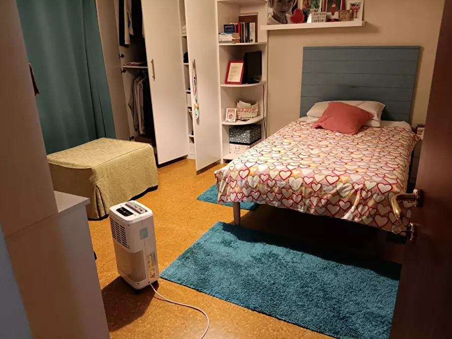 Immagine 10 di Casa bifamiliare in vendita  a Massa