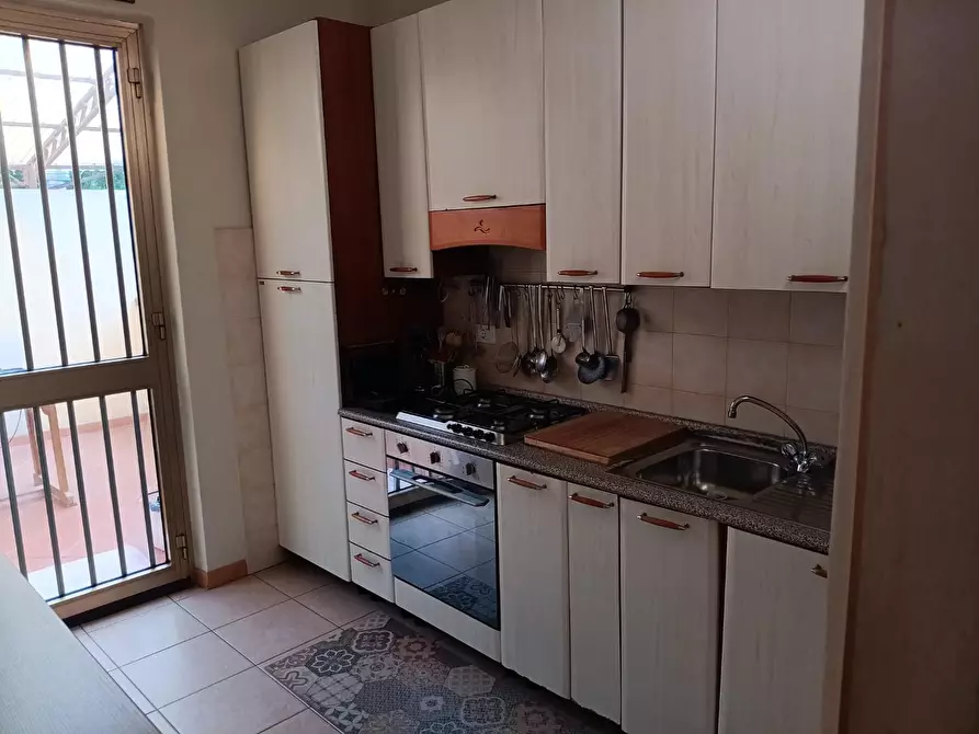 Immagine 2 di Casa bifamiliare in vendita  a Massa