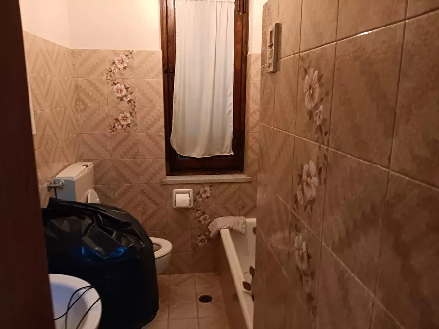 Immagine 4 di Casa bifamiliare in vendita  a Massa