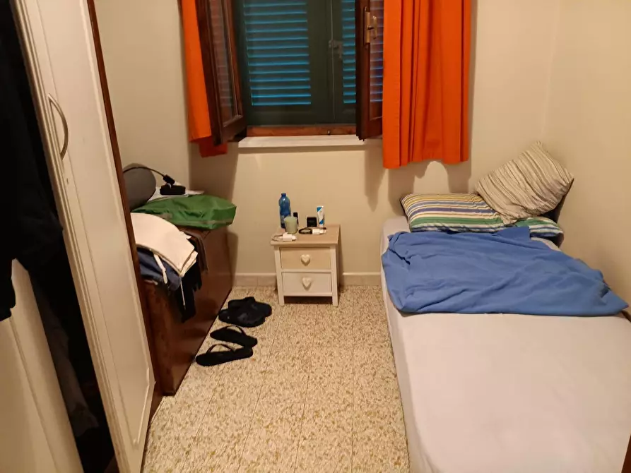 Immagine 9 di Casa bifamiliare in vendita  a Massa