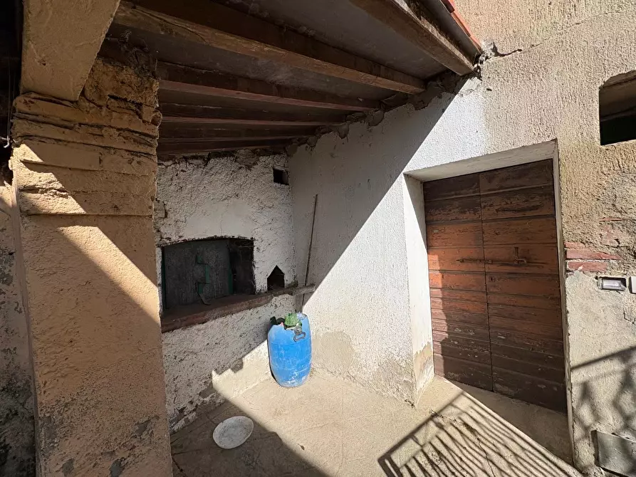 Immagine 21 di Casa semindipendente in vendita  a Chianni